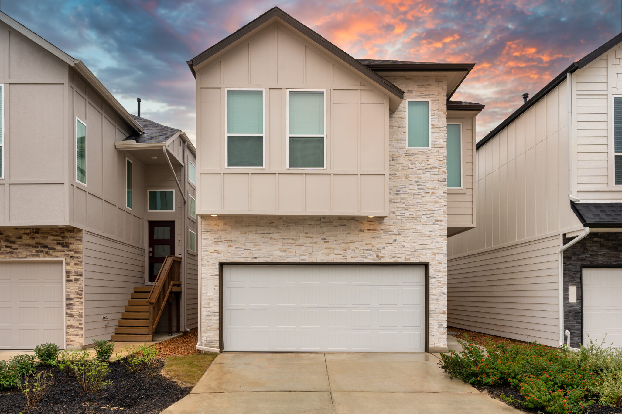 Southwest Fast Set Stone Veneer with Gray & Beige Colors